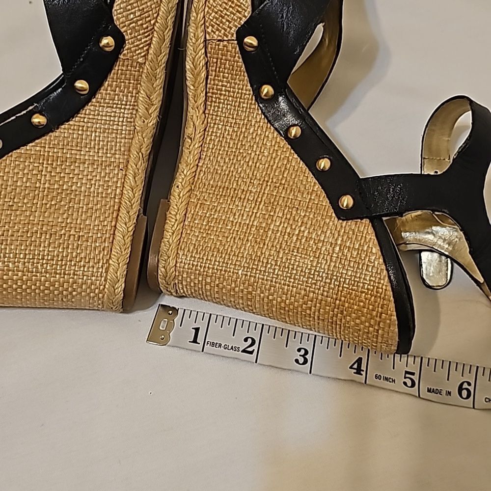 Ivanka black and gold wedge sandal 9.5 - Picture 5 of 10